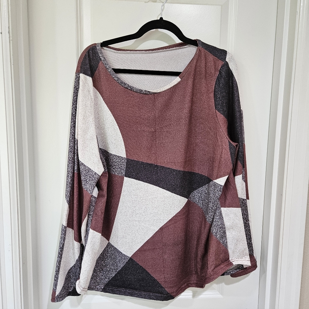 Geometric Patterned Women's Top - Multicolor